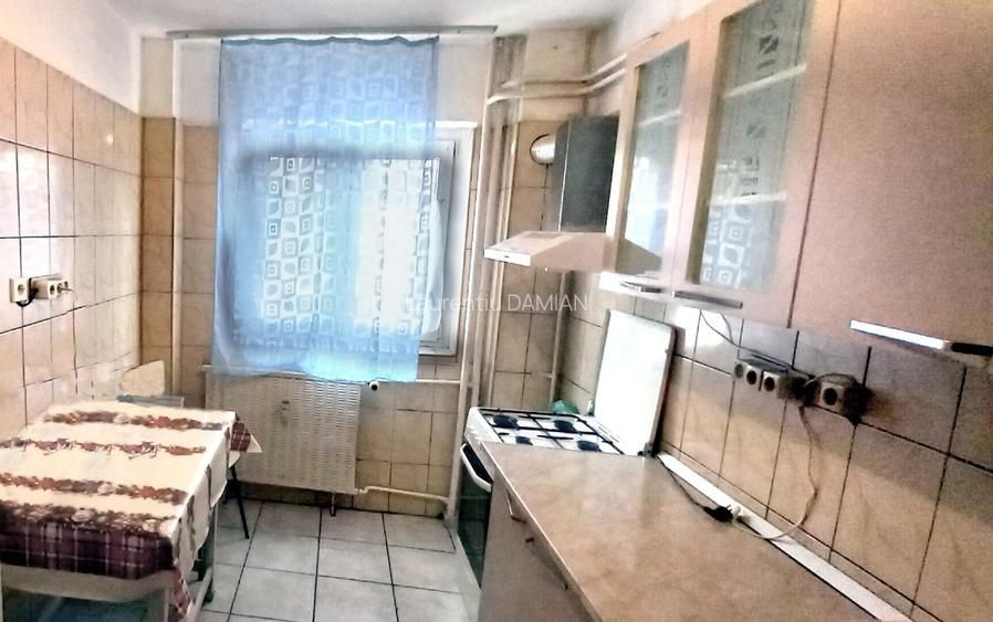 Perfect pentru 2 persoane angajate