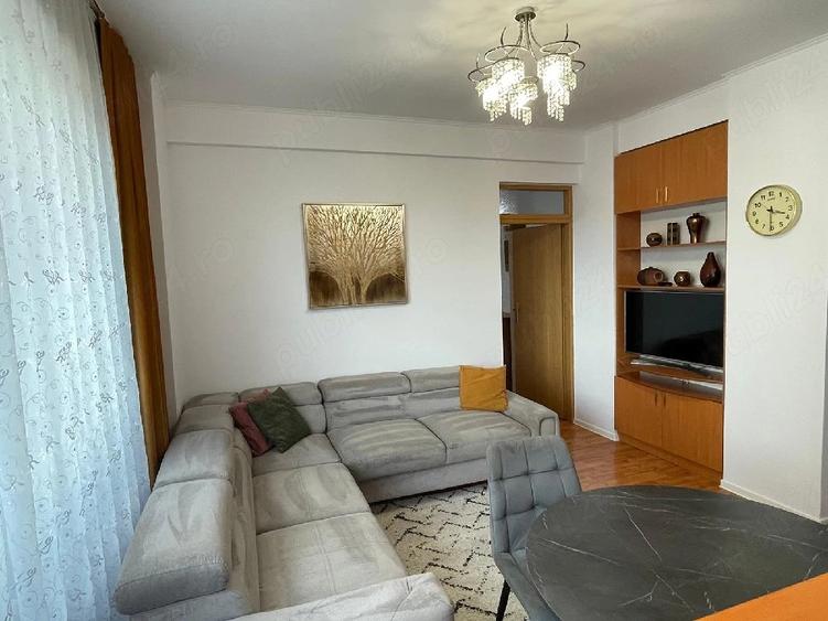 Apartament cu 3 camere decomandat în Mărăști
