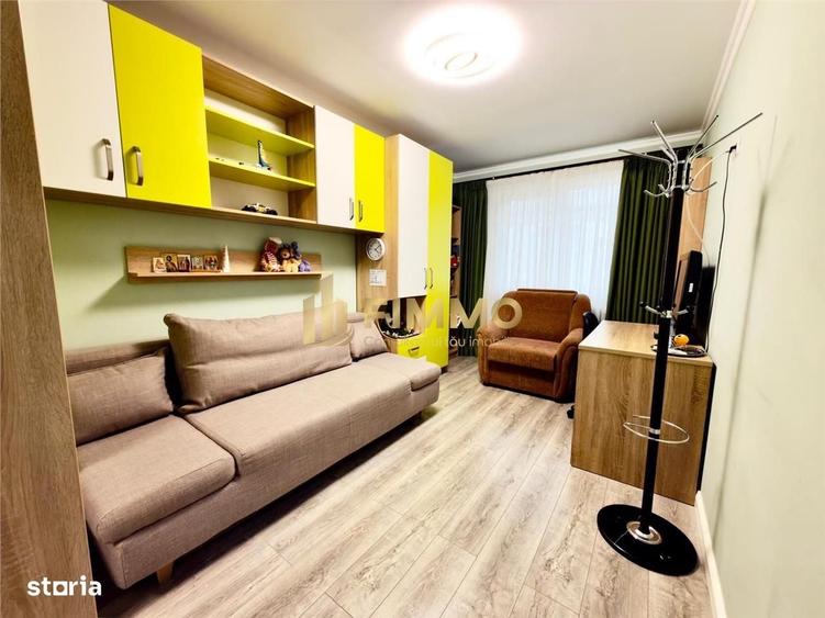 Apartament cu 4 camere în Paltin