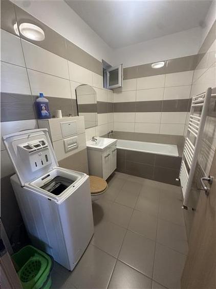 Apartament cu 2 camere decomandat în Lipovei