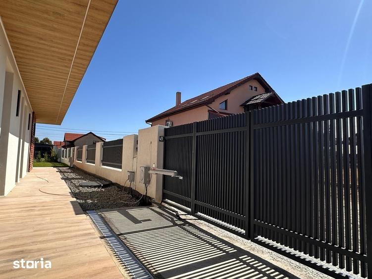 Casă cu 4 camere cu Teren 500 Mp în Sânmartin