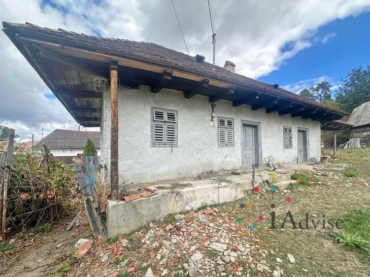 Casă individuală cu 2 camere cu Teren 2876 Mp în Dalnic