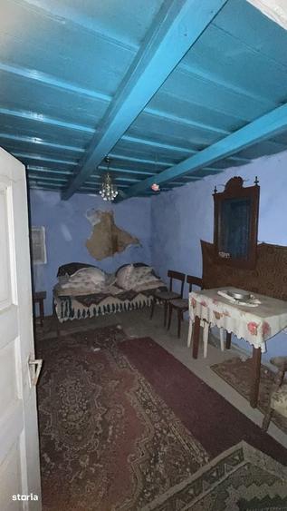 Casă cu 3 camere în Central