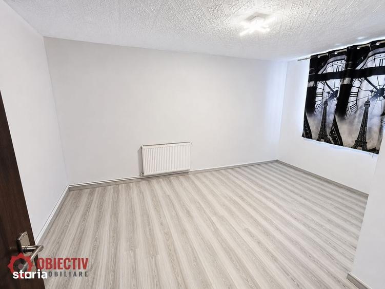 Apartament cu 4 camere decomandat în Central