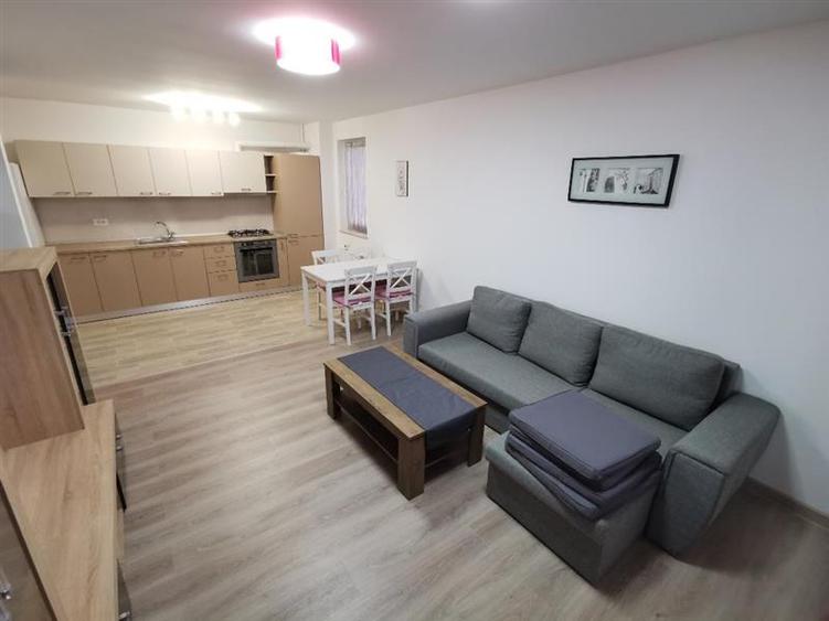 Apartament cu 2 camere decomandat, mobilat în Astra