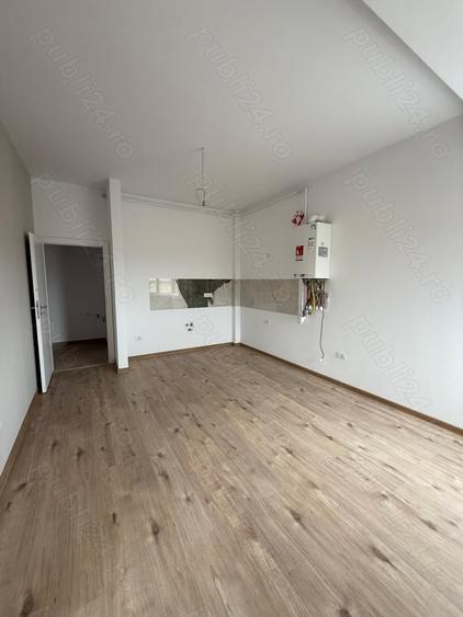 2 camere etaj intermediar la cateva minute de hotel IQ - 4