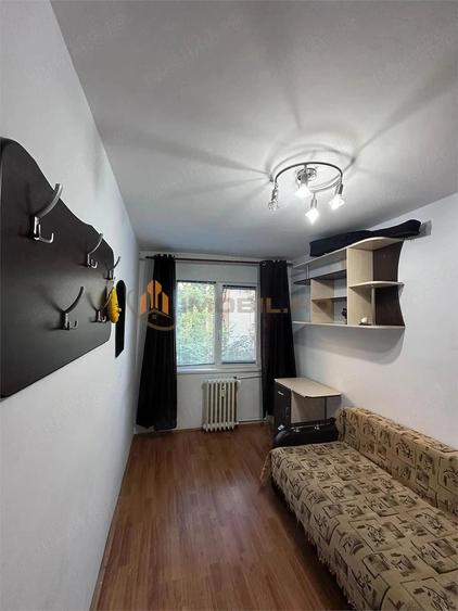 Apartament 3 camere Podu Ros - 1