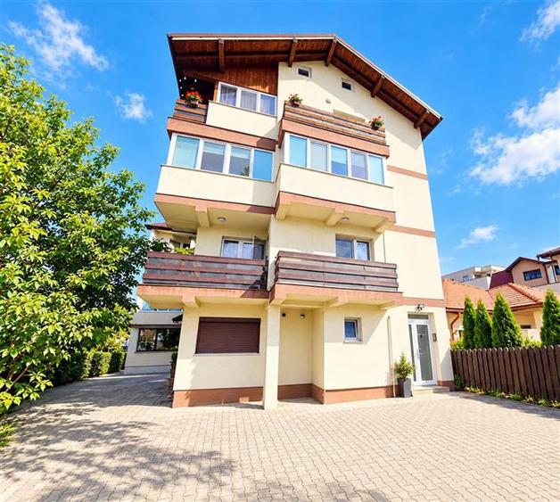 Apartament cu 2 camere decomandat, mobilat în Tractorul