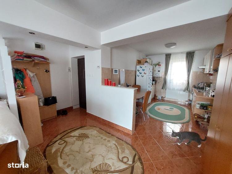 Apartament cu 2 camere decomandat, mobilat în Câmpului