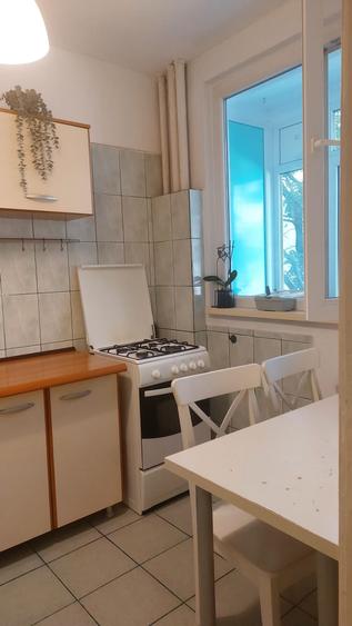 Apartament cu 2 camere semidecomandat în 1 Mai