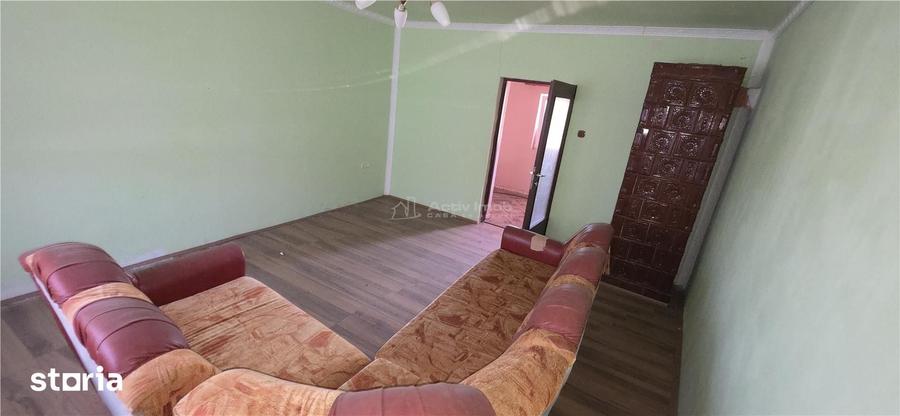 Casă cu 4 camere cu Teren 1720 Mp în Central