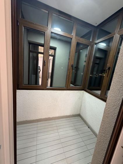 Casă cu 2 camere decomandat în Central