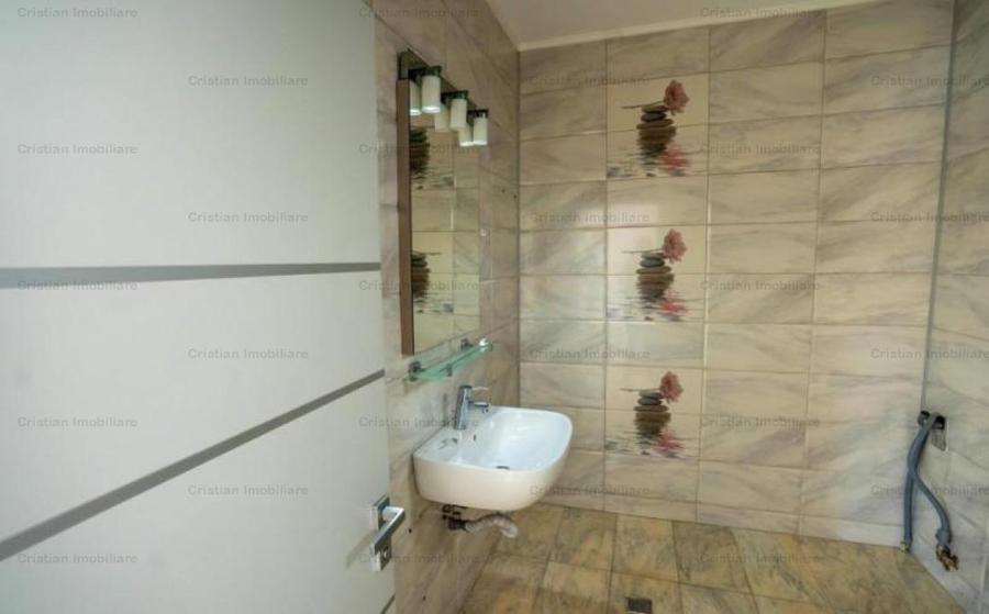 Casă cu 4 camere cu Canalizare în Apollo