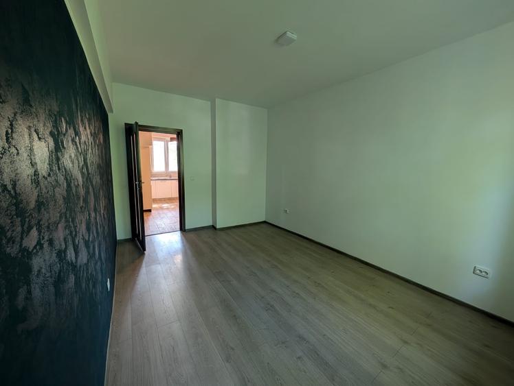 Apartament cu 2 camere decomandat, mobilat în Aviatori