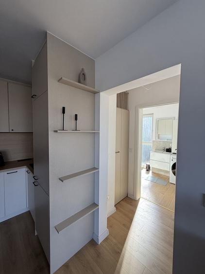 Apartament cu 2 camere semidecomandat în Cetate