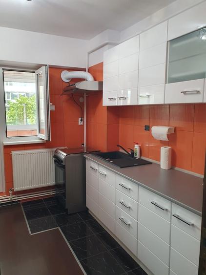 Apartament cu 2 camere decomandat în Sfântu Ilie