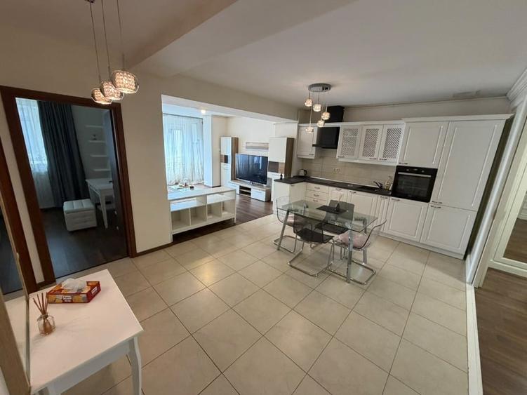 Apartament cu 2 camere decomandat, mobilat în Obor