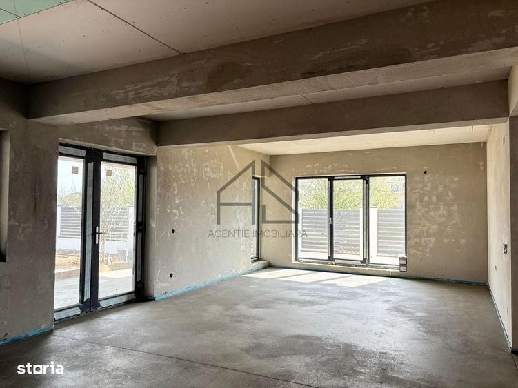 Casă cu 4 camere în Central