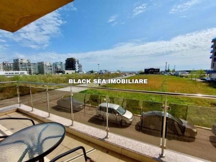 Apartament cu 2 camere, mobilat în Nord