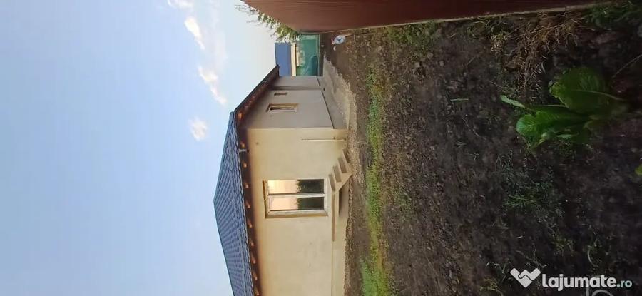 Casă cu 3 camere în Sânpetru