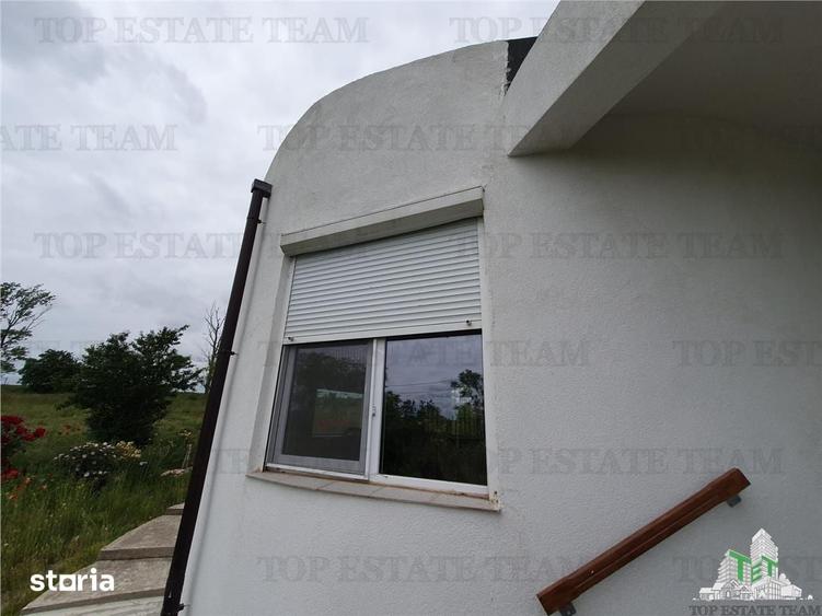 Casă cu 3 camere cu Teren 5250 Mp în Amzacea