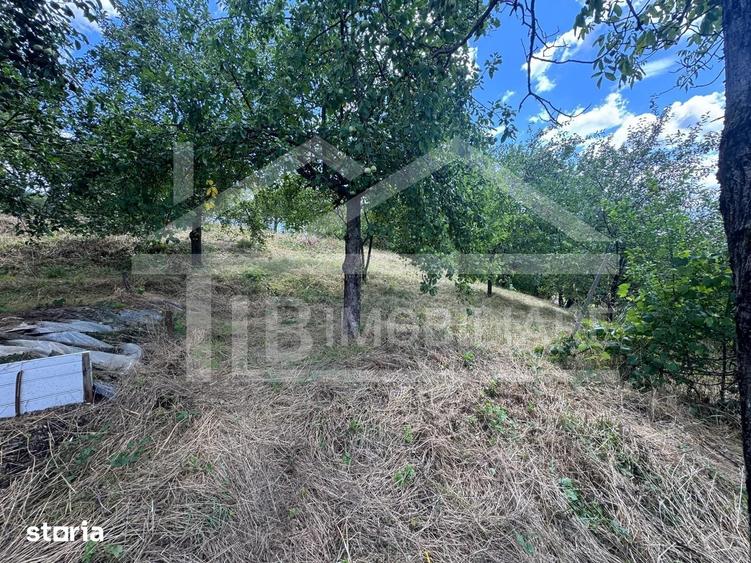 Teren de 2300 mp, în Tudor Vladimirescu