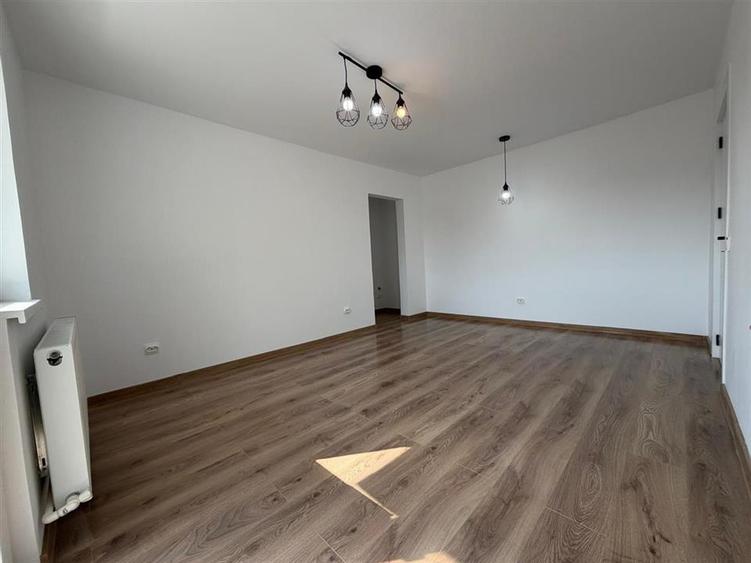 Apartament cu 2 camere semidecomandat în Blumăna