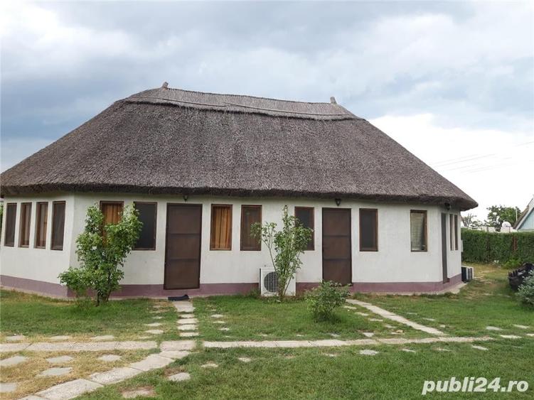 Casă cu 10 camere cu Teren 2433 Mp în Murighiol