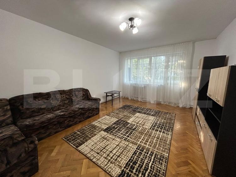 Apartament cu 2 camere decomandat, mobilat în Plopilor