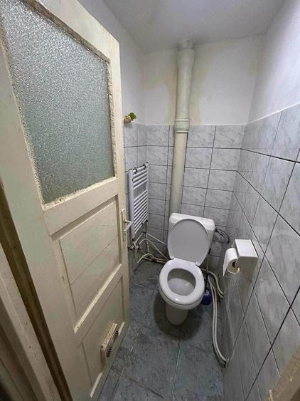 De vanzare apartament cu 2 camere,2 bai, balcon, decomandat, etajul 1 Pret 45000euro - 5