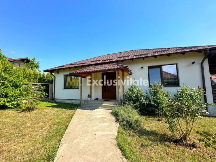 Casă cu 3 camere cu Teren 500 Mp în Moșoaia