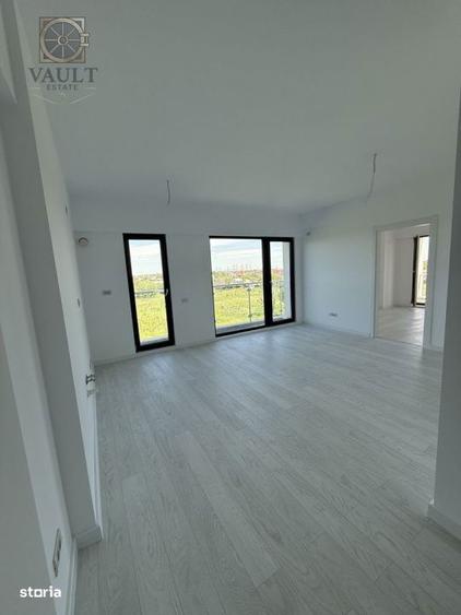 Apartament cu 3 camere semidecomandat în Pantelimon