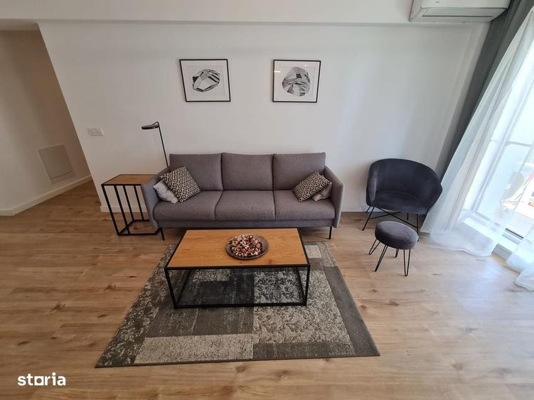 Apartament cu 3 camere în Barbu Văcărescu