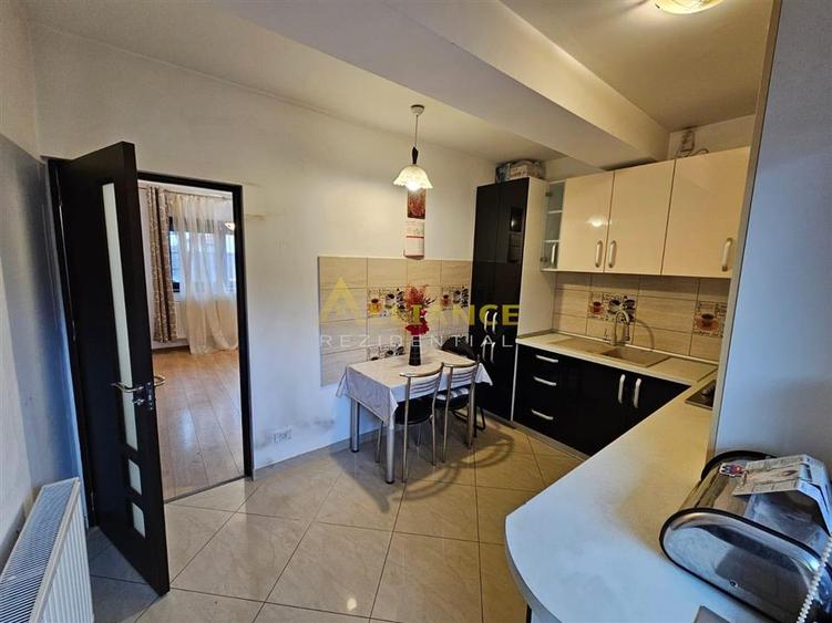 Vila insiruita P+1+M 5 camere 3 bai Primarie Popesti Leordeni - 13