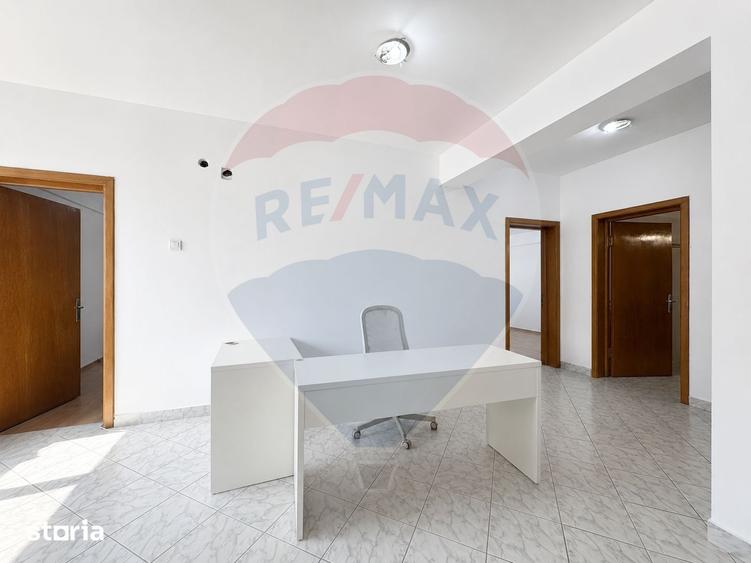 Vila 314 mp | 6 camere | Curte proprie | Giule?ti - Podul Grant - 14