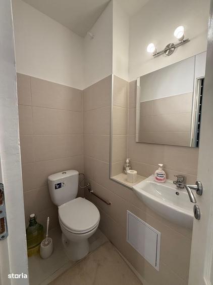 Apartament cu 3 camere în Central — fotografia 1