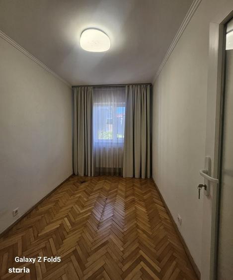 Apartament 3 camere complet renovat Decebal, Strada Doinei, Oradea - 1