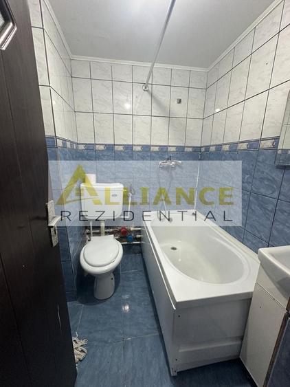 Garsonieră decomandată, mobilată în Berceni