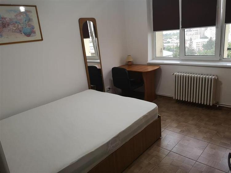 Apartament cu 2 camere decomandat, mobilat în Piața Unirii