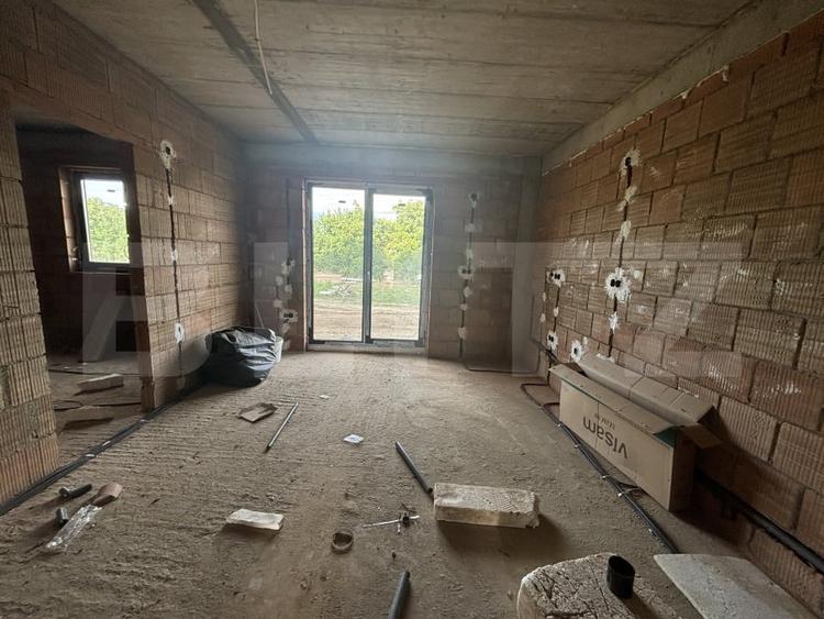 Apartament cu 2 camere decomandat în Micro 17