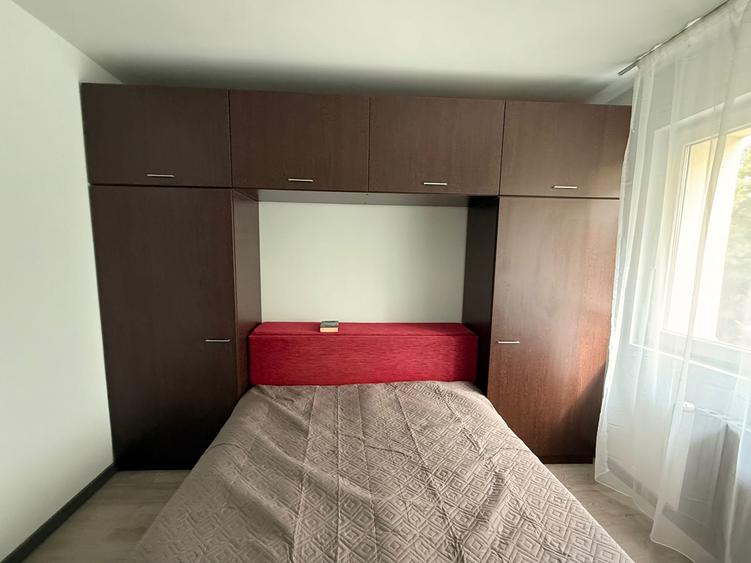 Apartament cu 2 camere semidecomandat în Sebastian