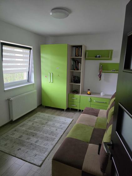 Casă cu 3 camere în Central