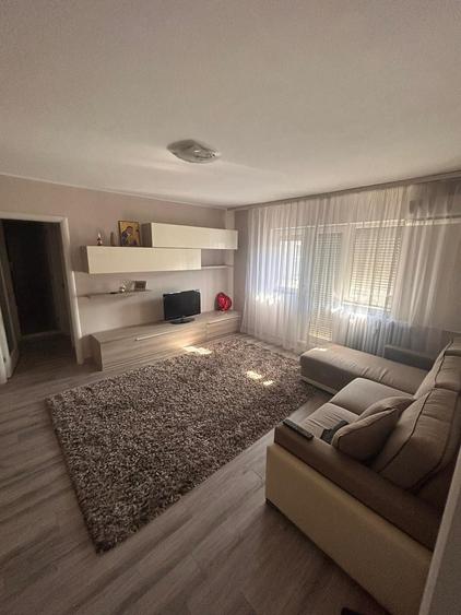 Apartament cu 2 camere decomandat în Salca