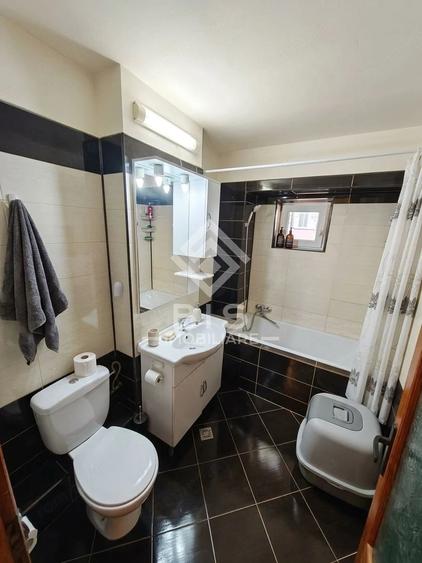 Apartament cu 4 camere decomandat în Ultracentral