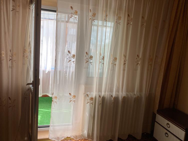 Apartament cu 3 camere decomandat în Lotus