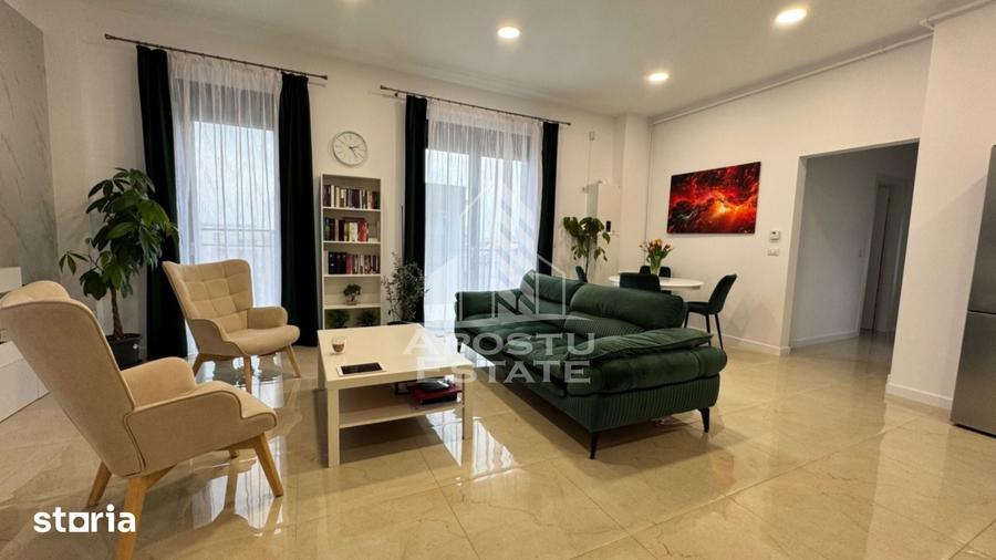 Apartament cu 4 camere în Torontalului