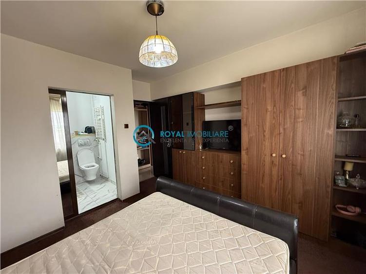 Apartament cu 3 camere decomandat, mobilat în Ultracentral