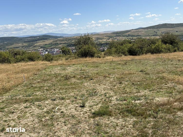 Teren de 500 mp, în Central