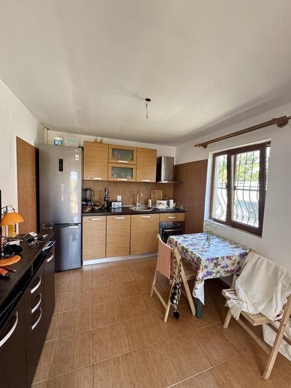 Casă cu 3 camere cu Teren 1000 Mp în Tuzla