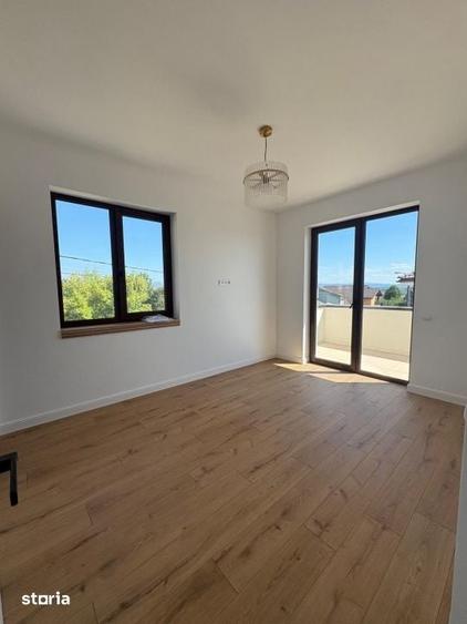 Casă cu 4 camere cu Teren 455 Mp în Valea Borcutului